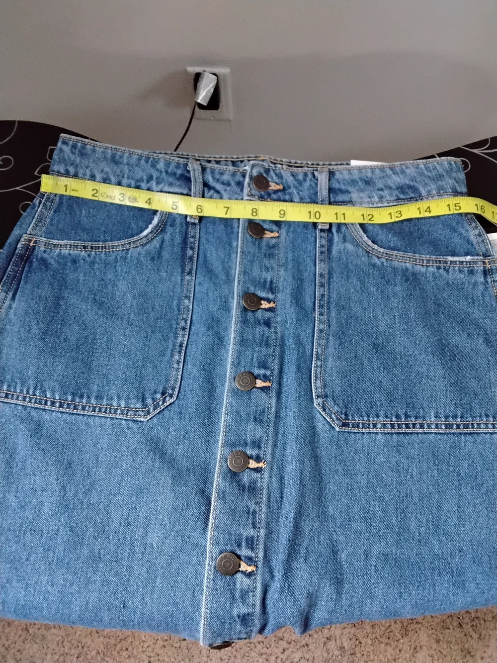Old Navy Blue Denim Button-Front Skirt - Picture 10 of 10